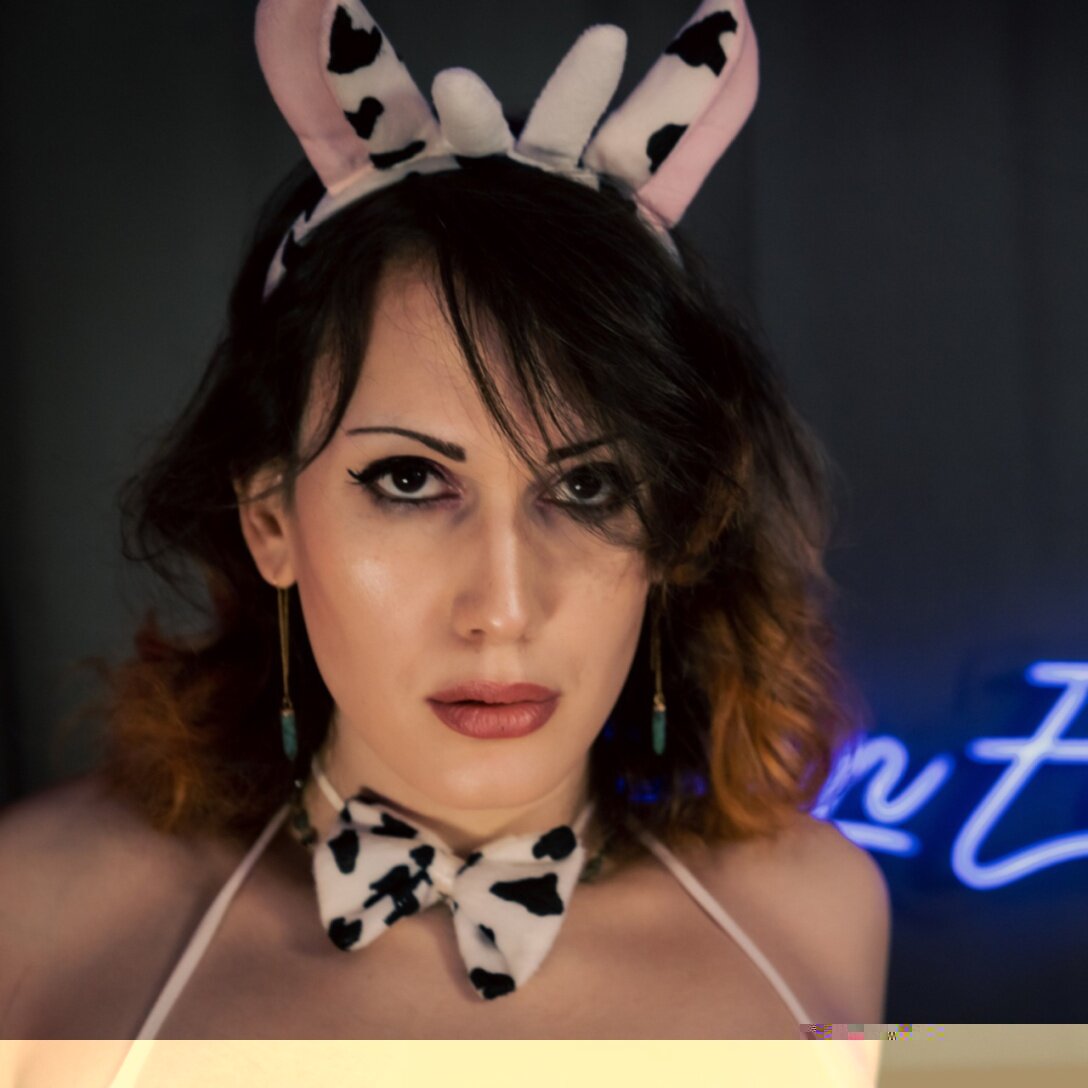 Eclairalyson (@eclairalyson), OnlyFans creator