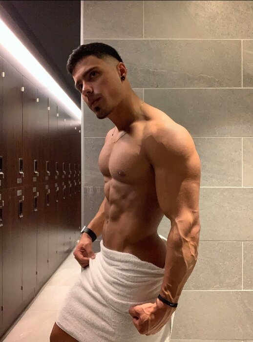 Eddiedelreal (@eddiedelreal), OnlyFans creator