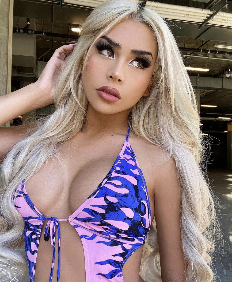 Edenthedoll (@edenthedoll), OnlyFans creator