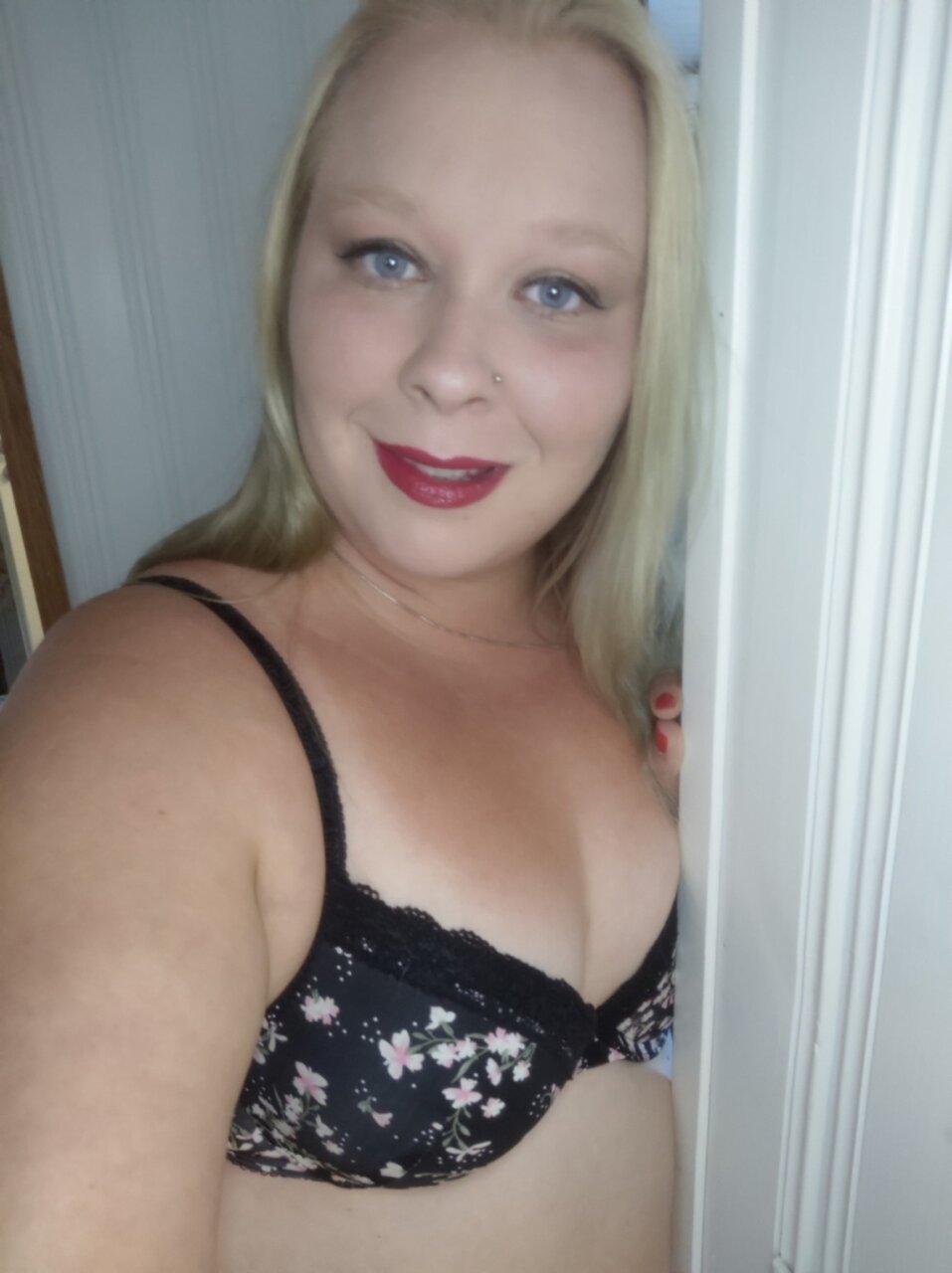 Eeerikaa (@eeerikaa), OnlyFans creator