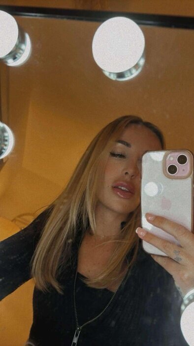 Eemilyx (@eemily_x), OnlyFans creator