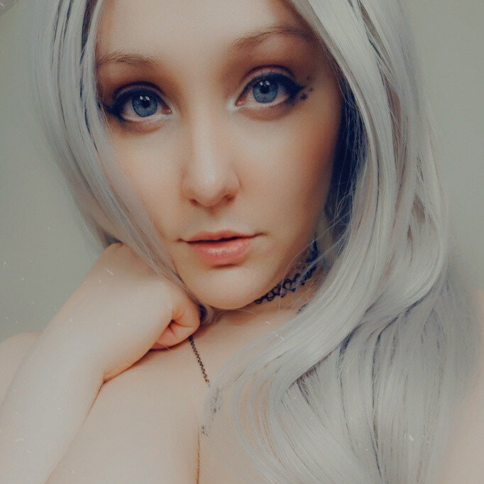 Eightbitysera (@eightbitysera), OnlyFans creator