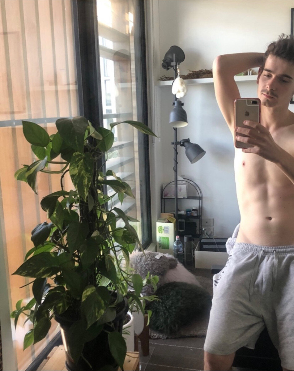 Jake (@eightinchjake), OnlyFans creator
