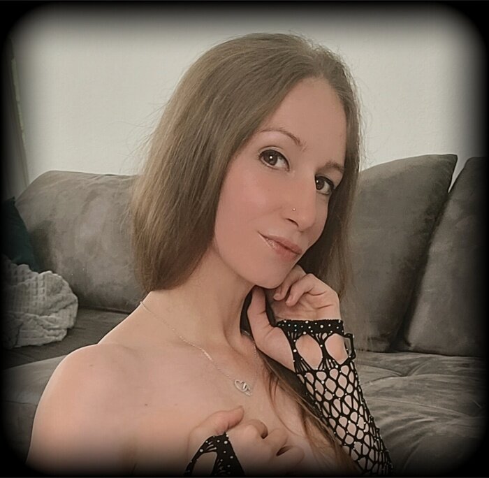 Einfachlena (@einfach_lena), OnlyFans creator