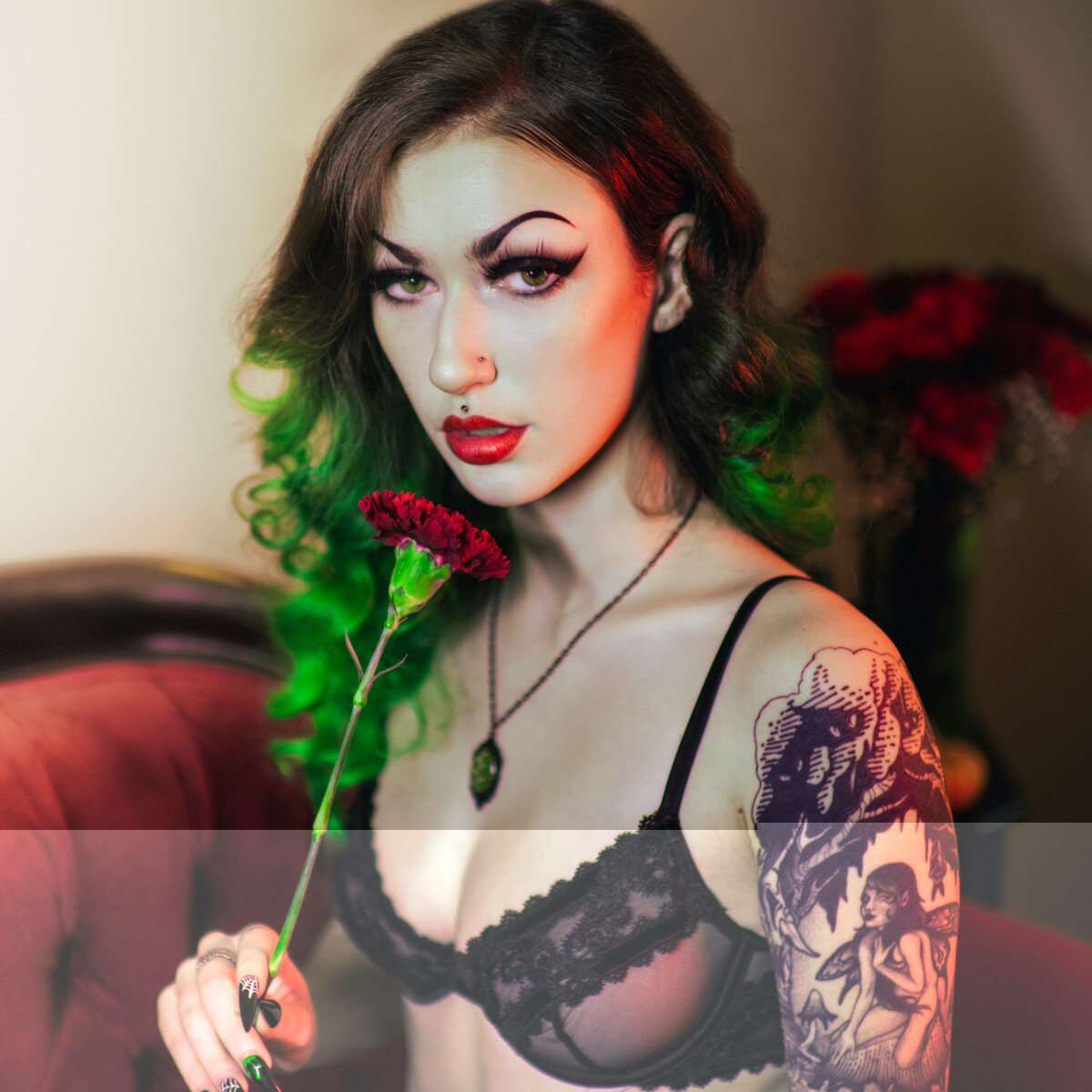 Elaraelias (@elaraelias), OnlyFans creator