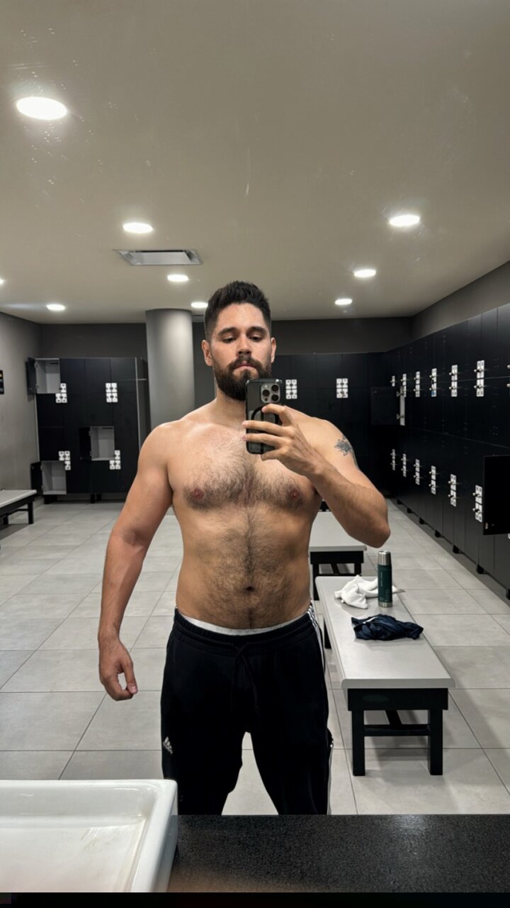 Elbuenre (@elbuenre), OnlyFans creator