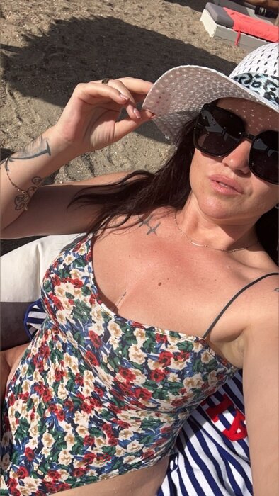 Elenaely29 (@elenaely29), OnlyFans creator