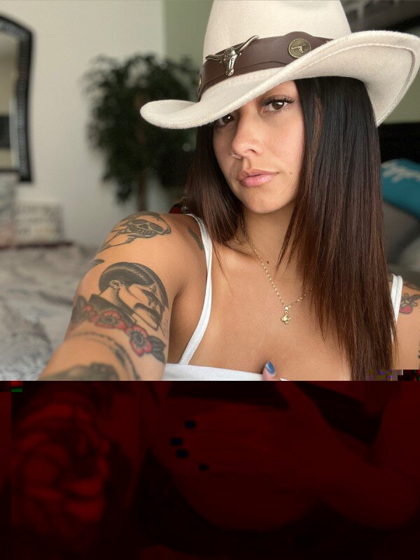 Elenavonn (@elenavonn), OnlyFans creator