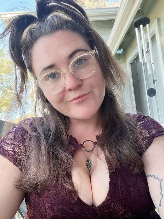 Elendrilaeris (@elendrilaeris), OnlyFans creator