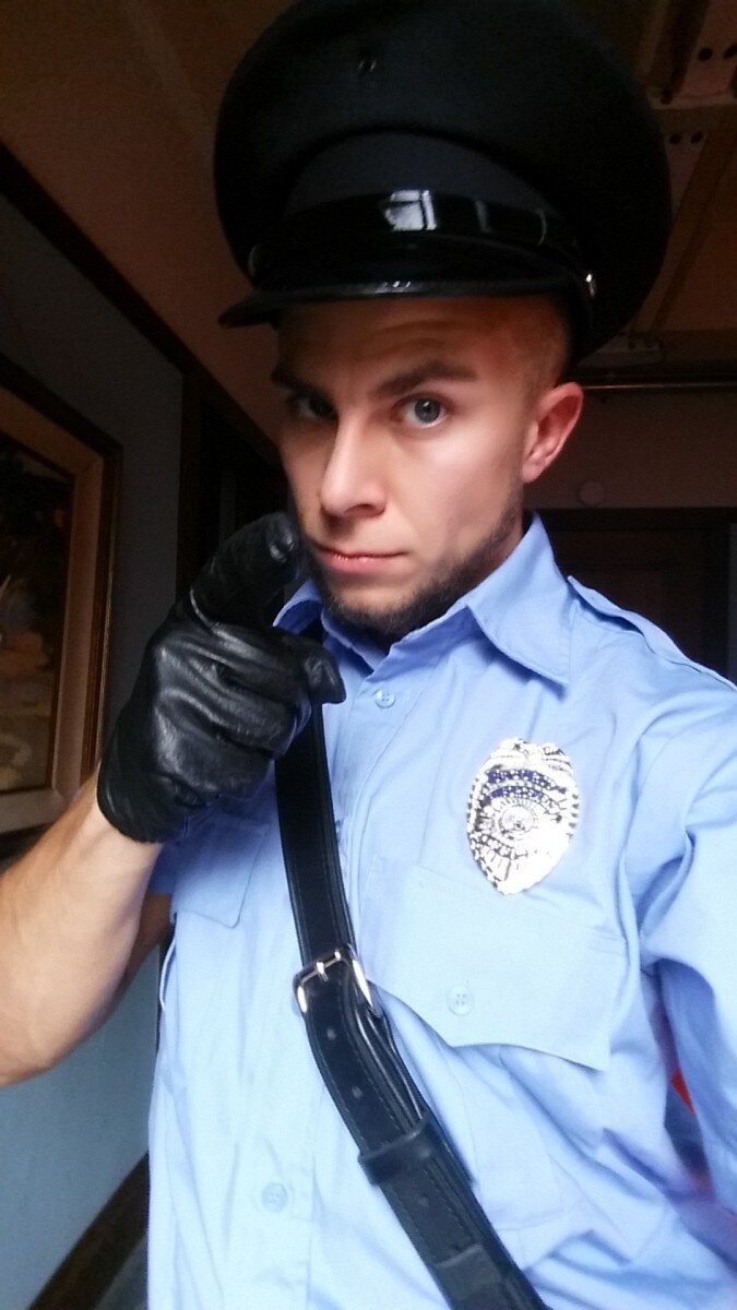 Elihunter88 (@eli_hunter88), OnlyFans creator