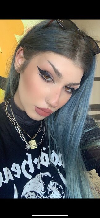 Elisait99 (@elisait99), OnlyFans creator