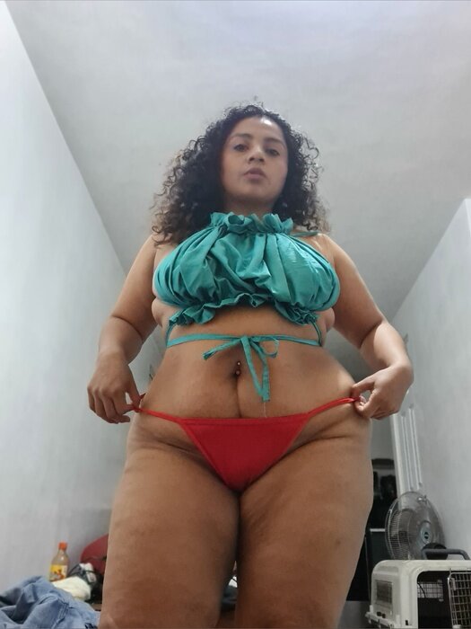 Elita1105 (@elita1105), OnlyFans creator