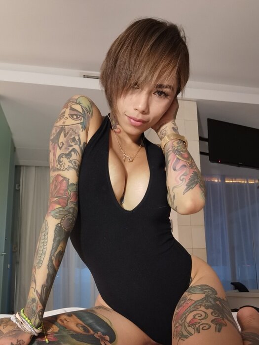 Ellacartier (@ella.cartier), OnlyFans creator