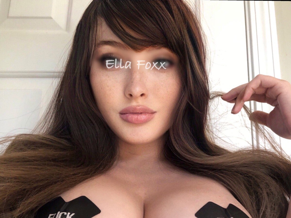 Ellafoxxfree (@ellafoxxfree), OnlyFans creator