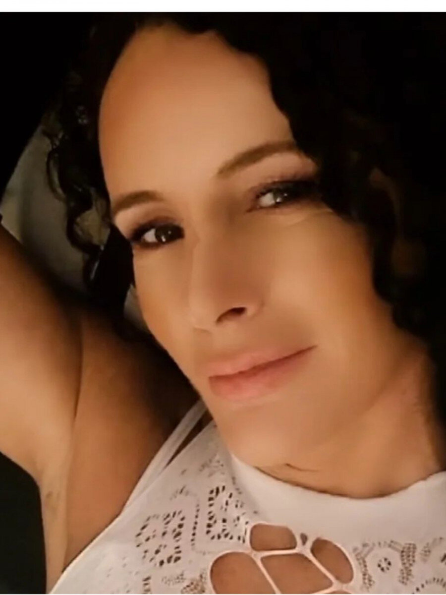Ellaritchie1975 (@ellaritchie1975), OnlyFans creator