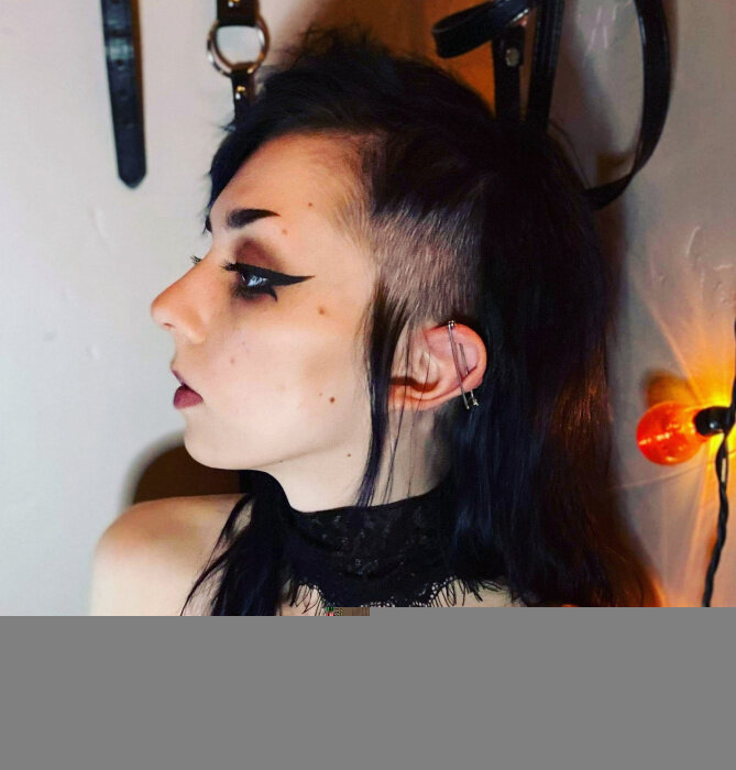 Ellienacht (@ellie_nacht), OnlyFans creator