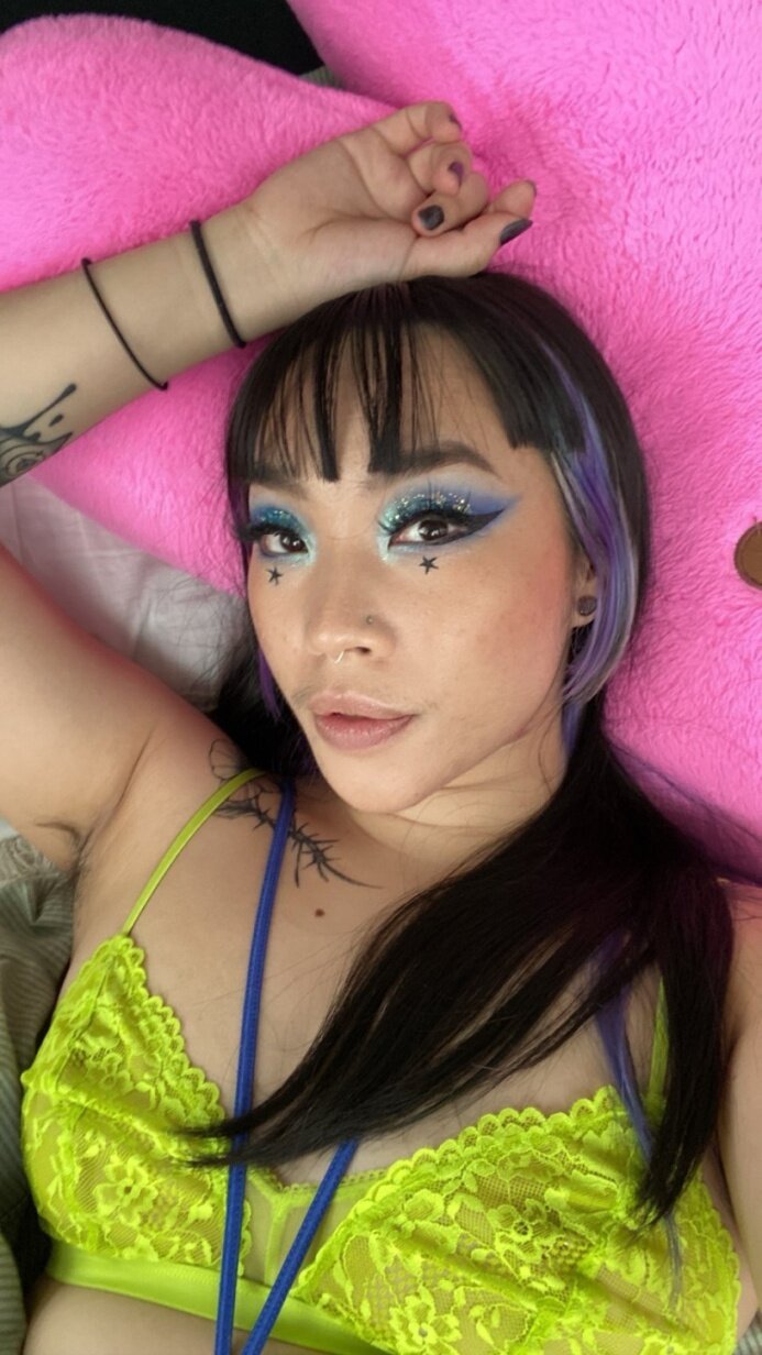 Ellieonyx (@ellie_onyx), OnlyFans creator