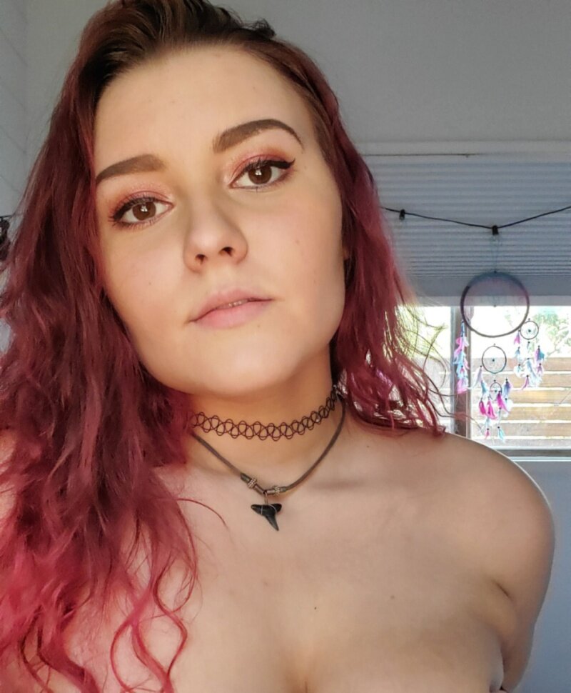 Elliedoesthedirty (@elliedoesthedirty), OnlyFans creator
