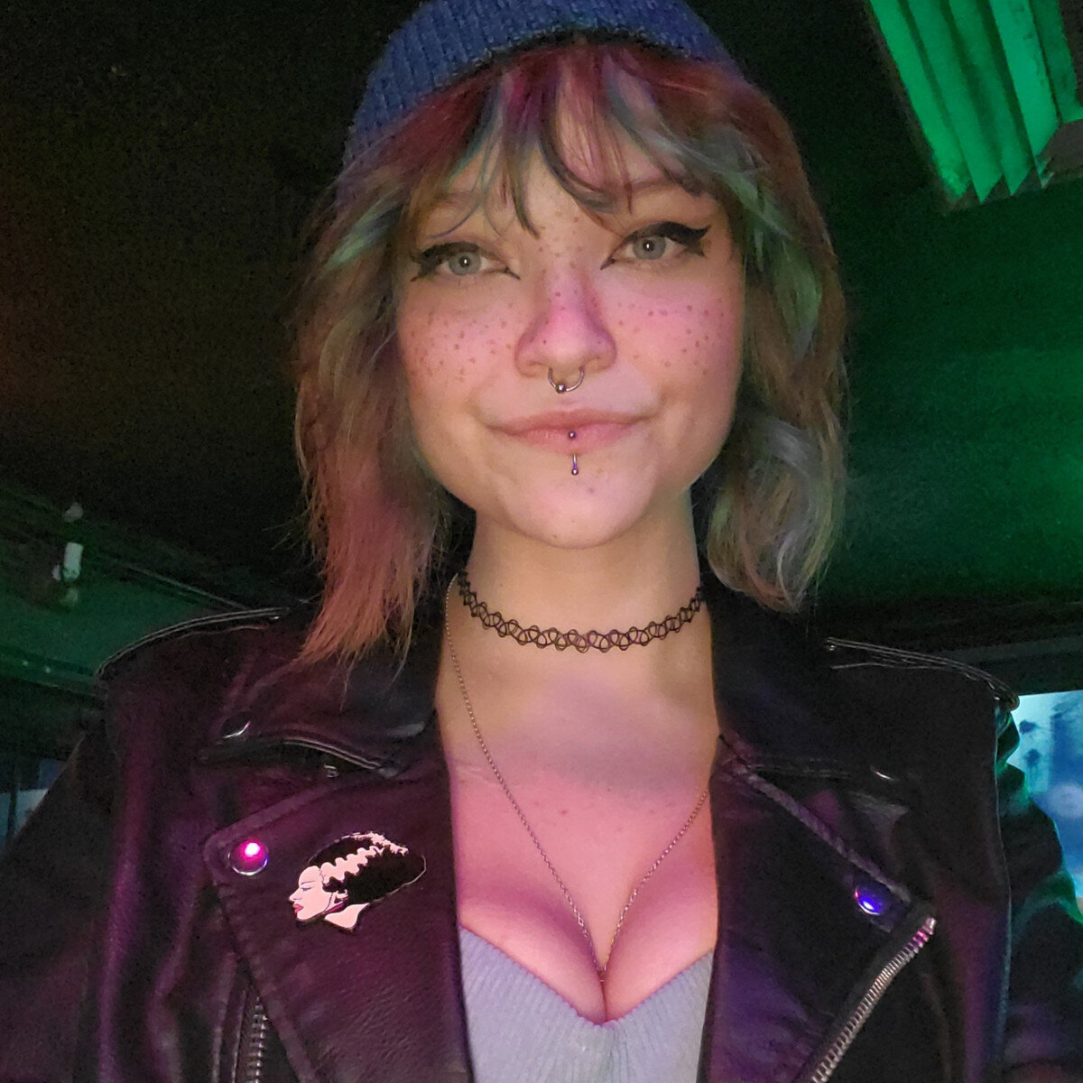 Elsewhererebel (@elsewhererebel), OnlyFans creator