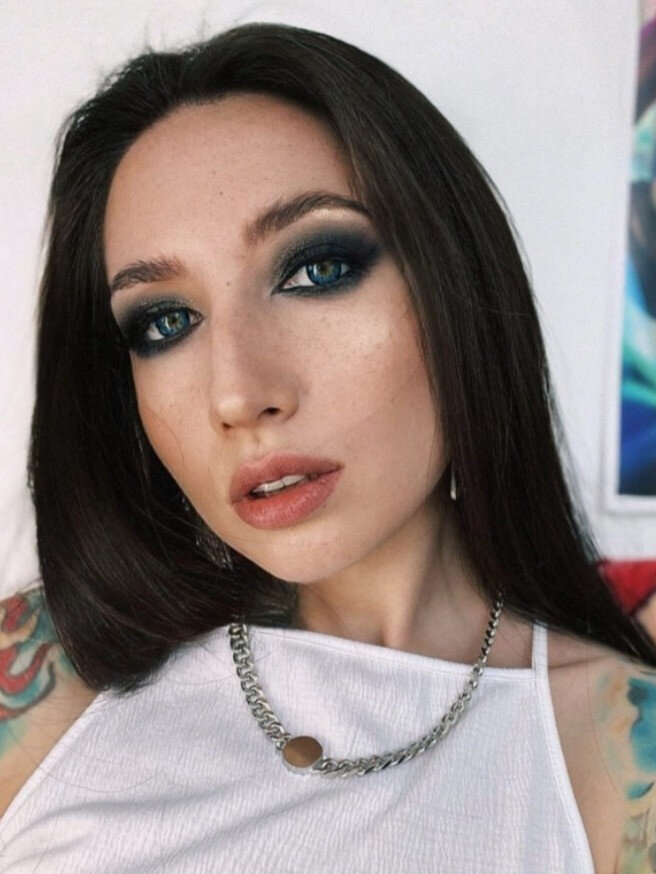 Elunesg (@elunesg), OnlyFans creator