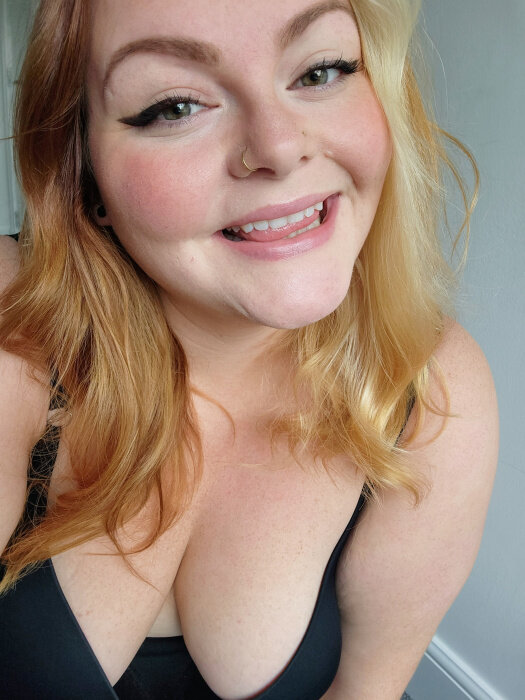 Emberadams (@ember.adams), OnlyFans creator