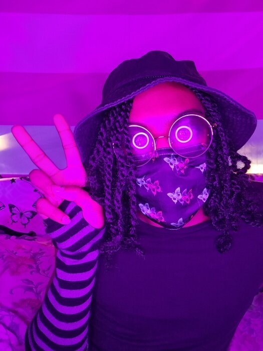 Ember (@ember_saint), OnlyFans creator