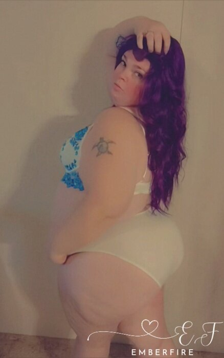 Emberfire13 (@emberfire13), OnlyFans creator