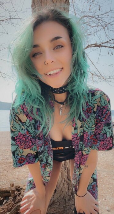 Emberscourgefree (@emberscourgefree), OnlyFans creator