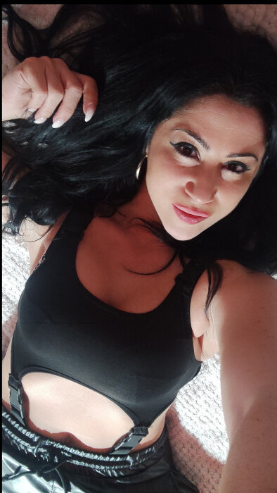 Emiliavisconti (@emiliavisconti), OnlyFans creator
