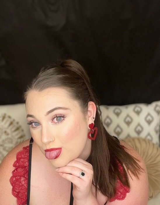 Emilyadams544 (@emilyadams544), OnlyFans creator