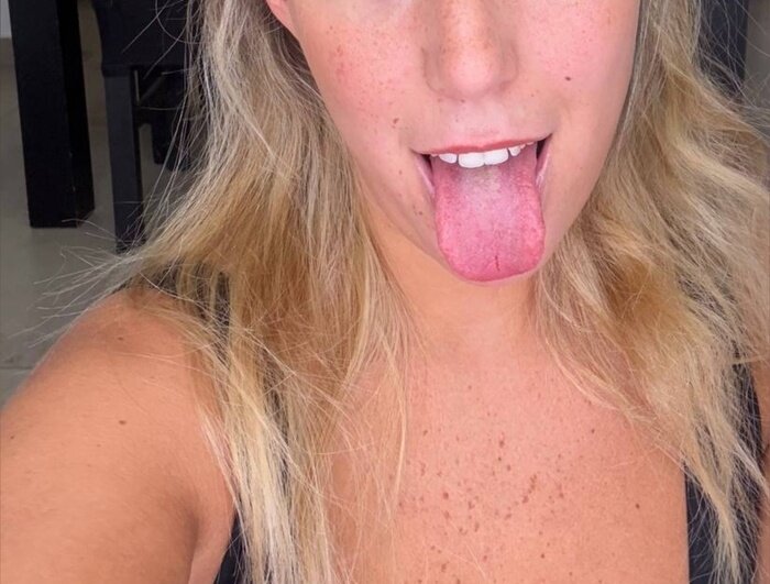 Emilylpv (@emilylpv), OnlyFans creator