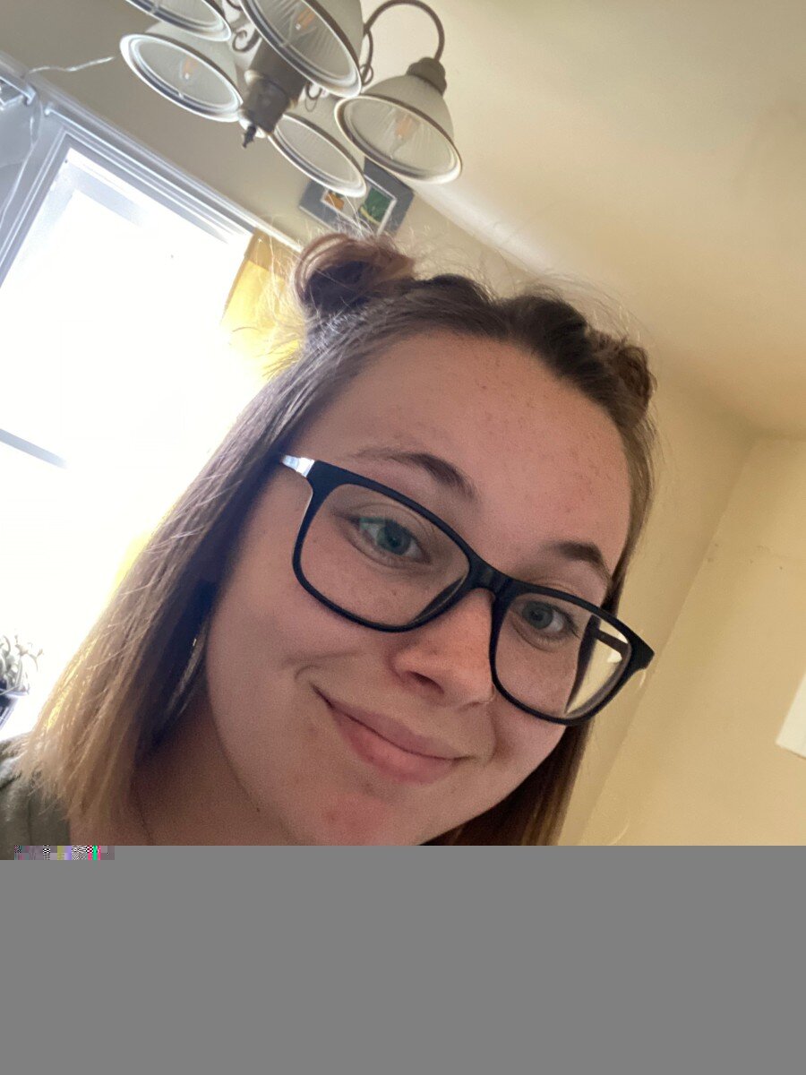 Emilymadison2 (@emilymadison2), OnlyFans creator