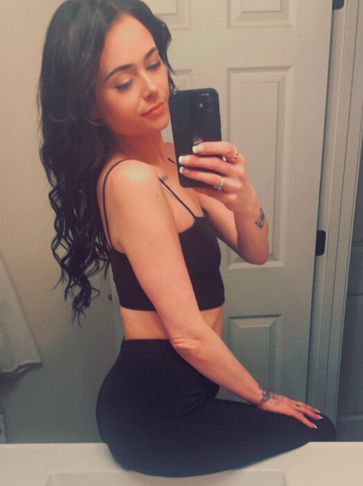 Emily (@emilypaige_xxx), OnlyFans creator
