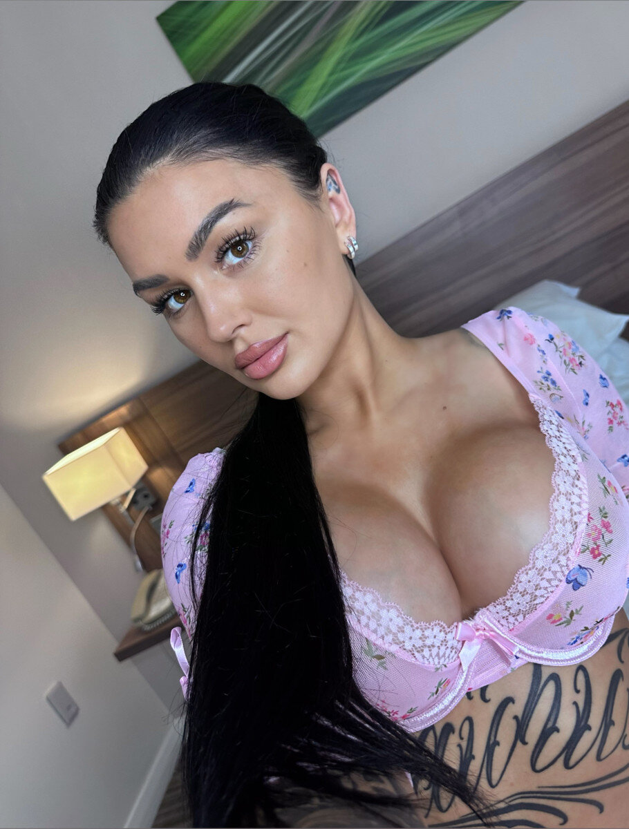 Emilypaigexx (@emilypaigexx), OnlyFans creator
