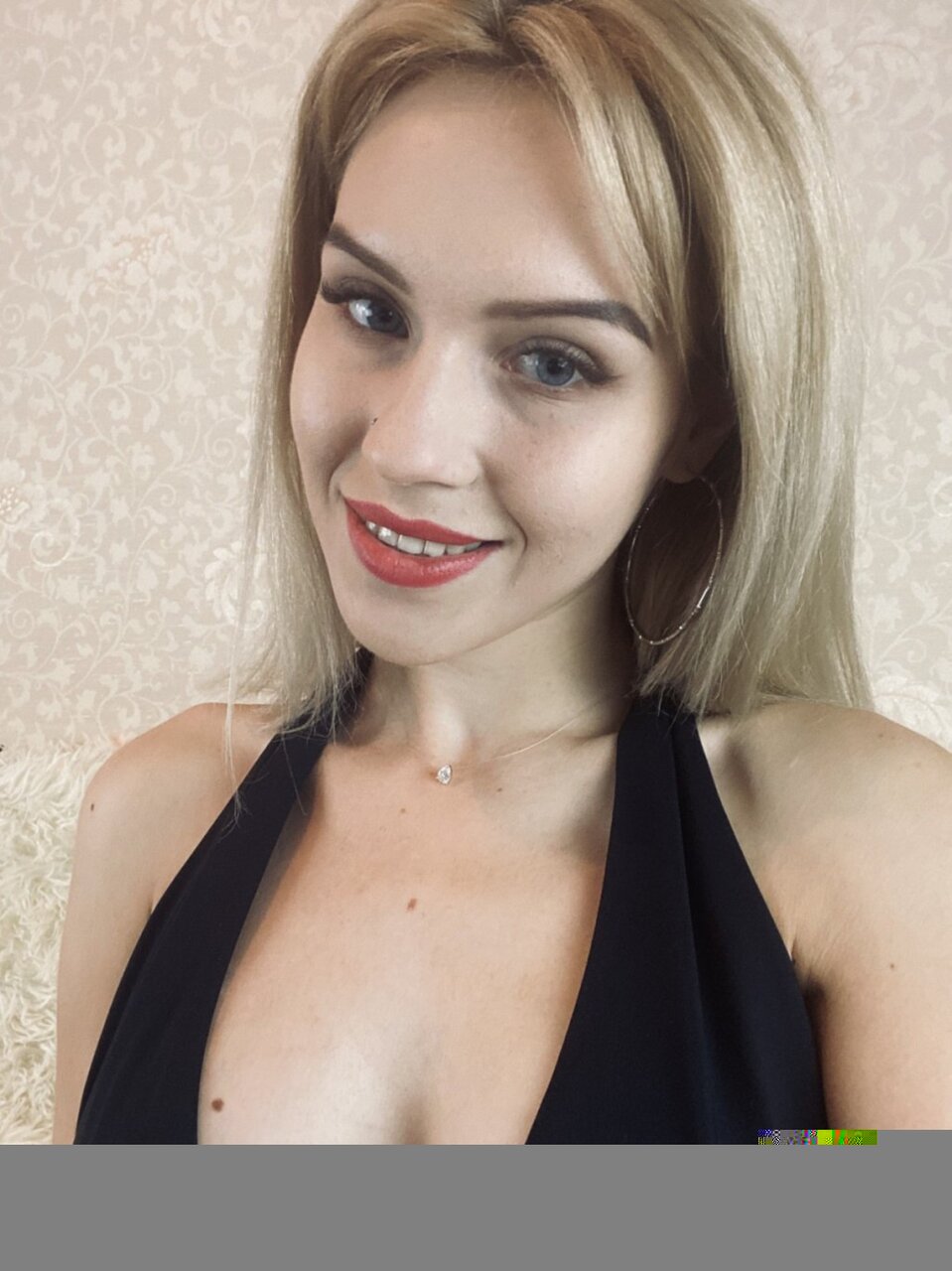 Emily (@emilyred), OnlyFans creator
