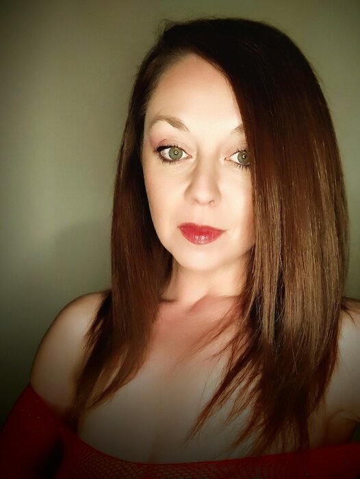 Emmaelegant (@emmaelegant), OnlyFans creator