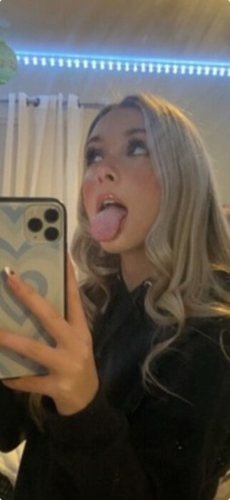 Emmaxbelle (@emmaxbelle), OnlyFans creator