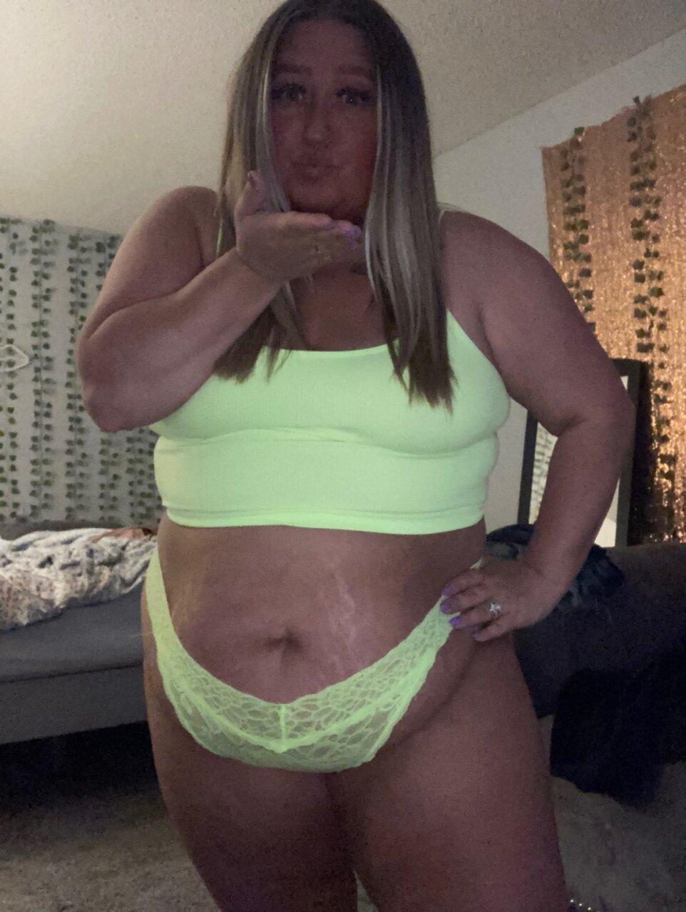 Emmayyvip (@emmayy_vip), OnlyFans creator