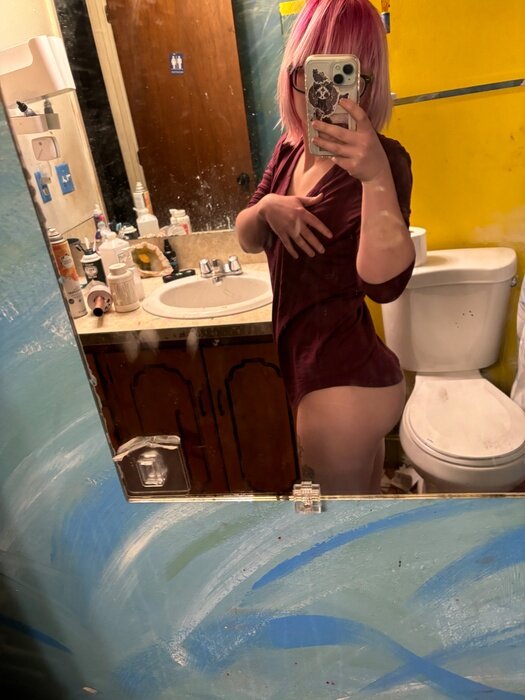 Emodino21 (@emodino21), OnlyFans creator