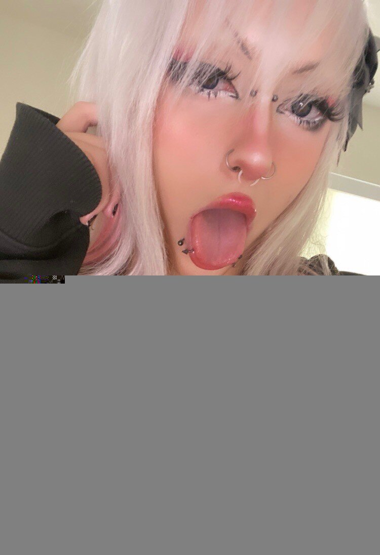 Emofckdoll (@emofckdoll), OnlyFans creator