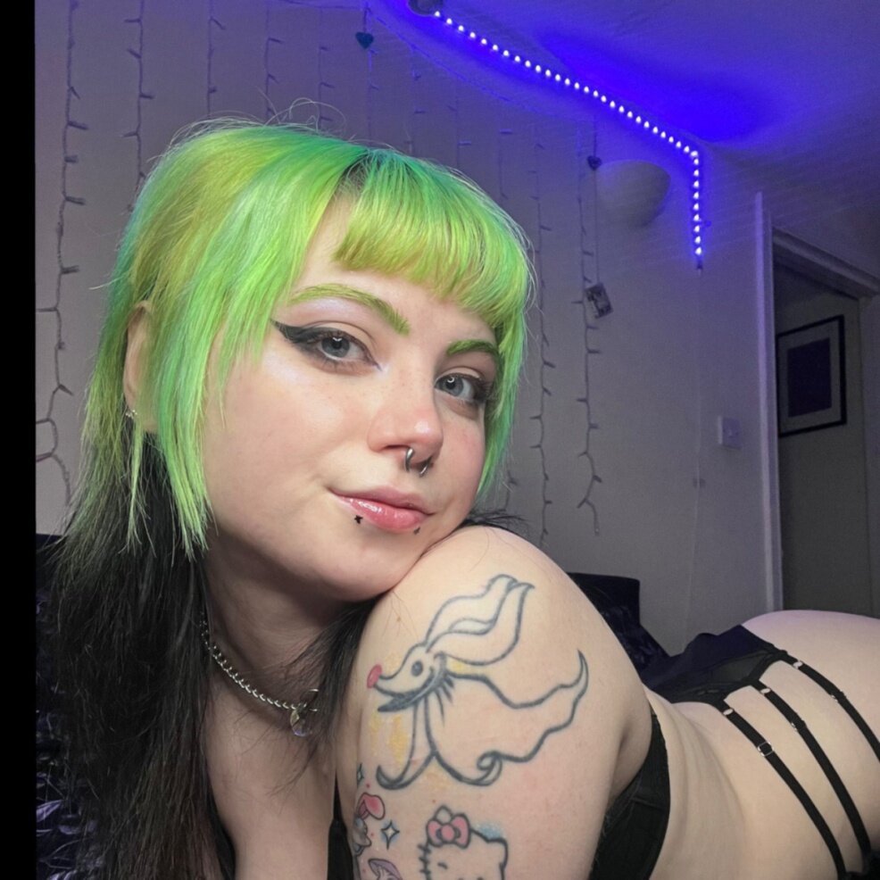 Emofwog (@emofwog), OnlyFans creator