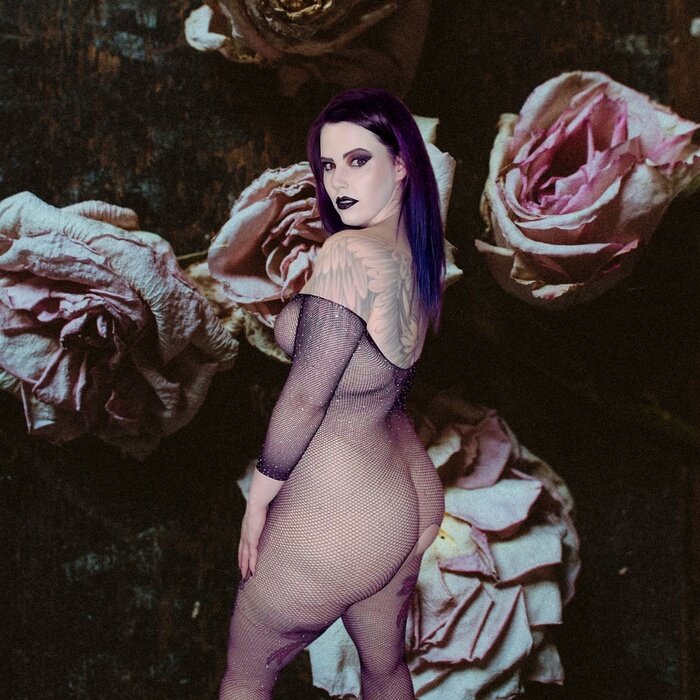 Emoscreamo69x (@emoscreamo69x), OnlyFans creator