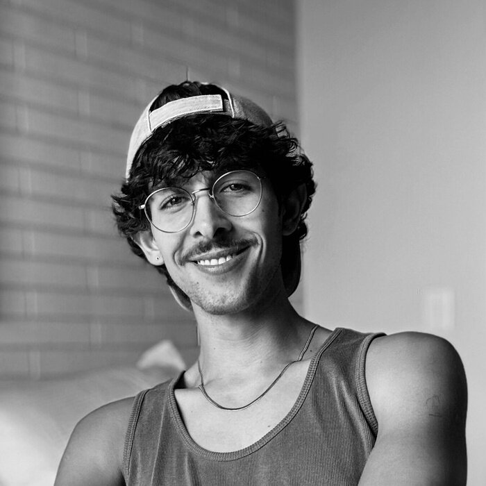 Enriquemudumx (@enriquemudumx), OnlyFans creator