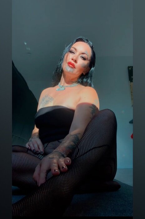 Envythisxo (@envythisxo), OnlyFans creator