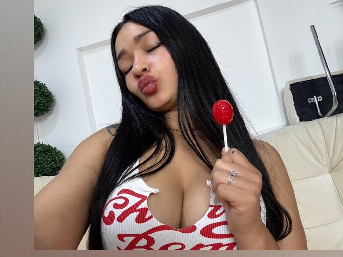 Enyely211 (@enyely211), OnlyFans creator