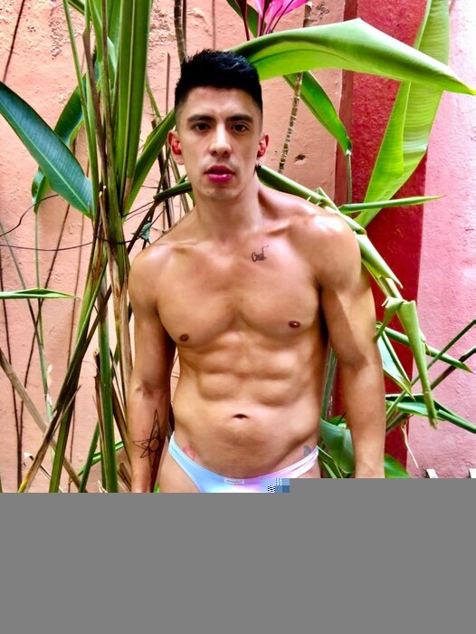 Erik (@erikpapi), OnlyFans creator