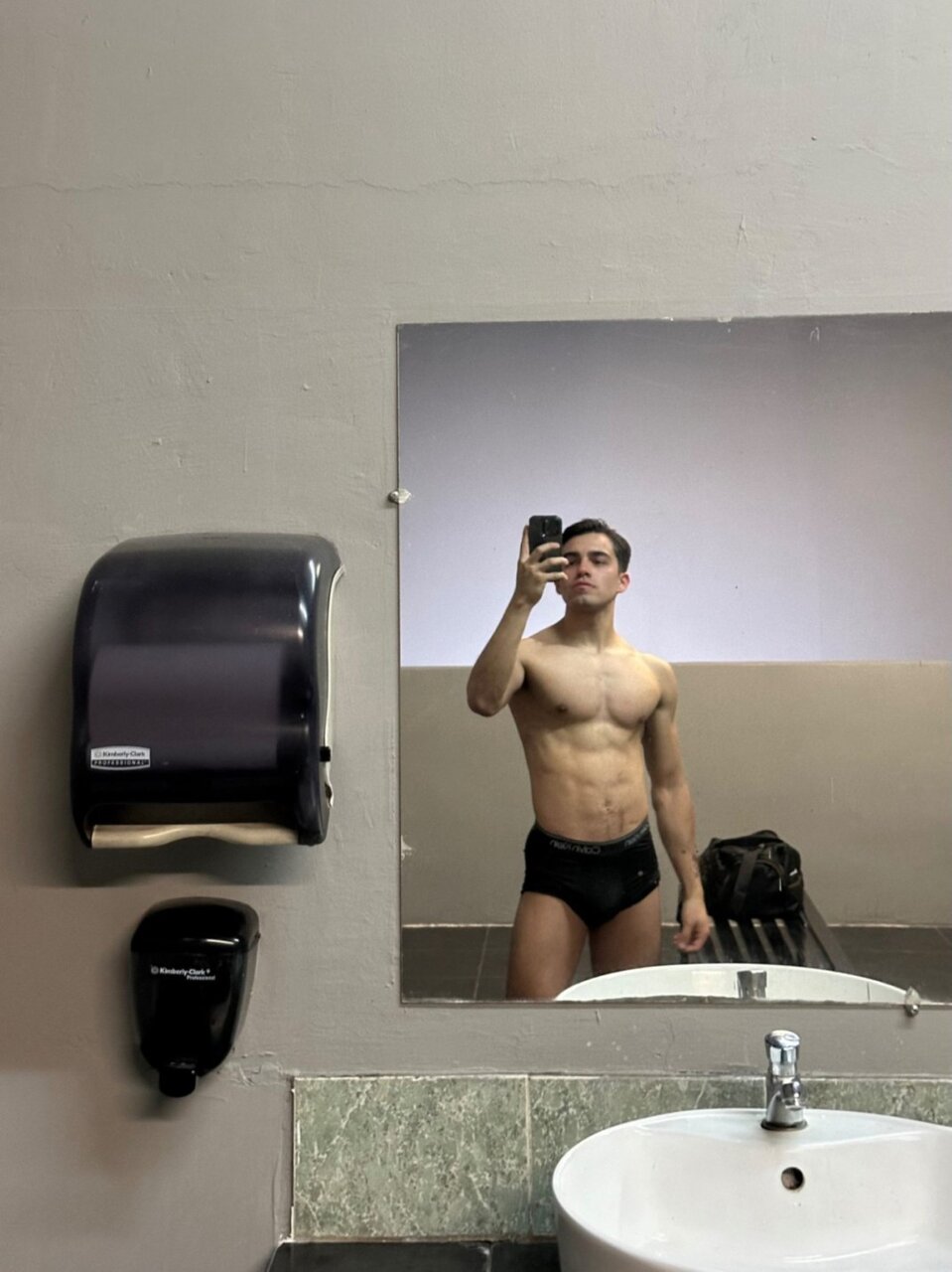 Essauzonum (@essauzonum), OnlyFans creator