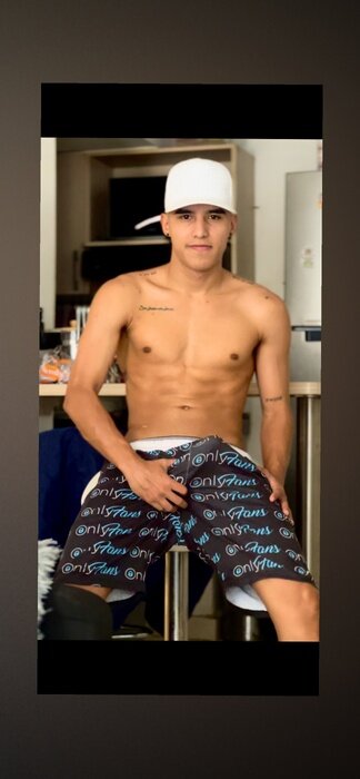 Estebanbedoya (@esteban.bedoya), OnlyFans creator