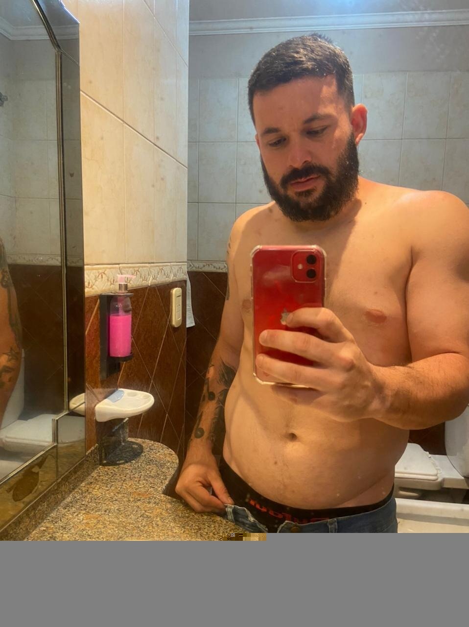 Esteban (@estebanruiz2022), OnlyFans creator