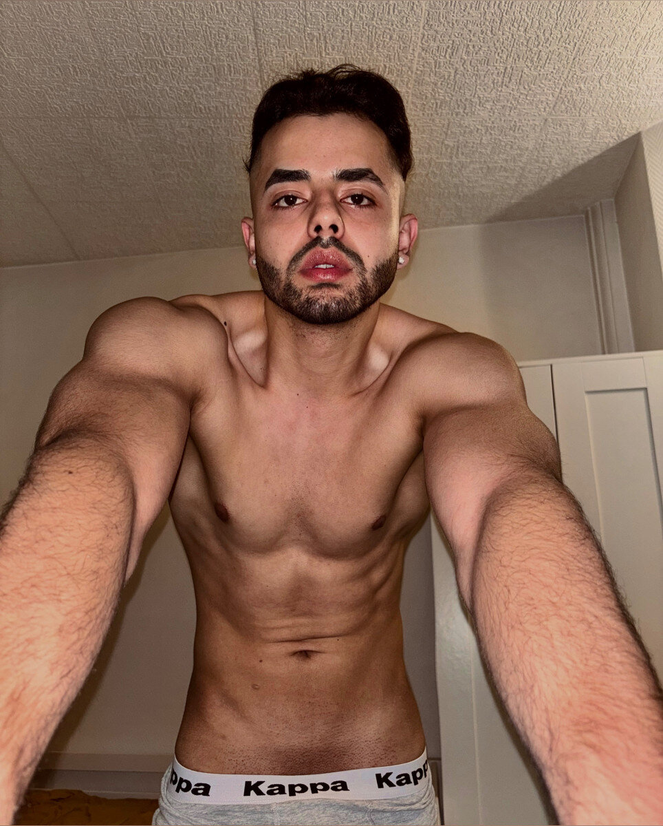 Estebanvallejo18 (@estebanvallejo18), OnlyFans creator